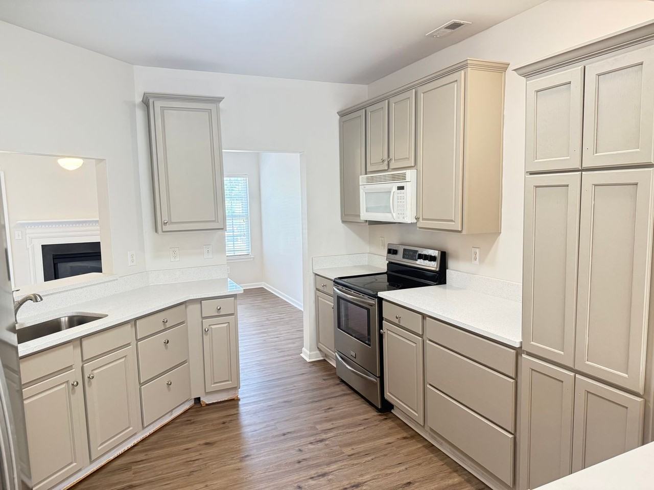 9123 Washam Potts Rd - Photo 2 of 24