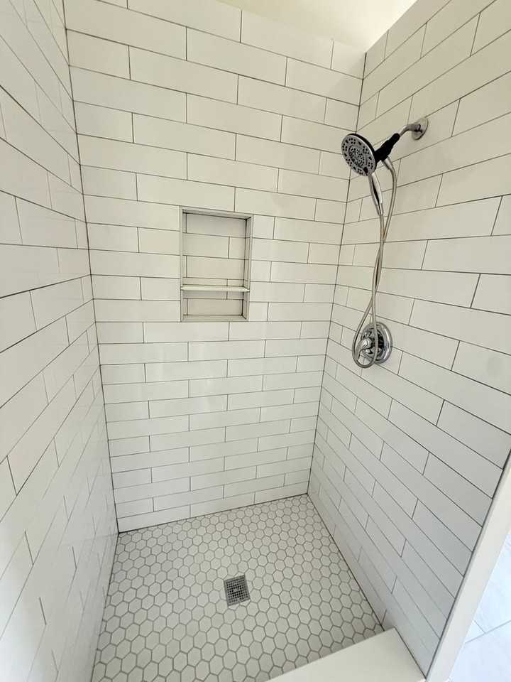 9123 Washam Potts Rd - Photo 6 of 24