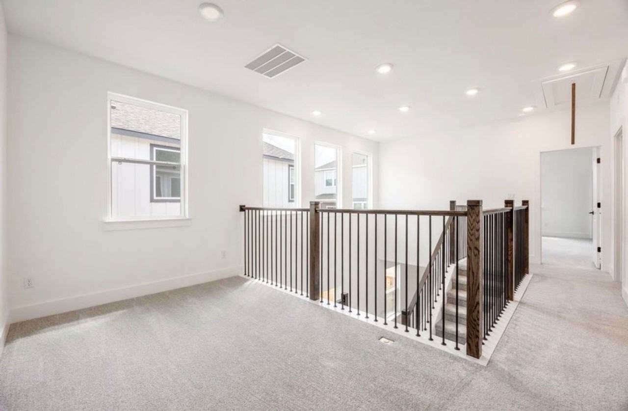 161 Sycamore Pines Ln - Photo 6 of 17