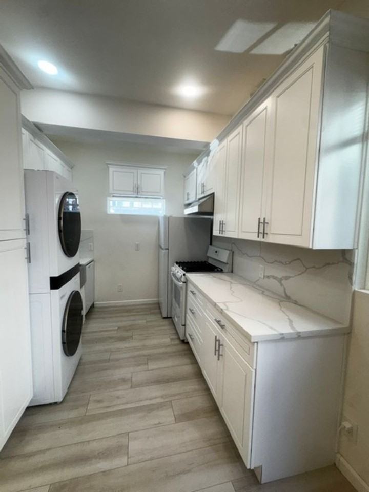 3162 Clarita Ct - Photo 4 of 13