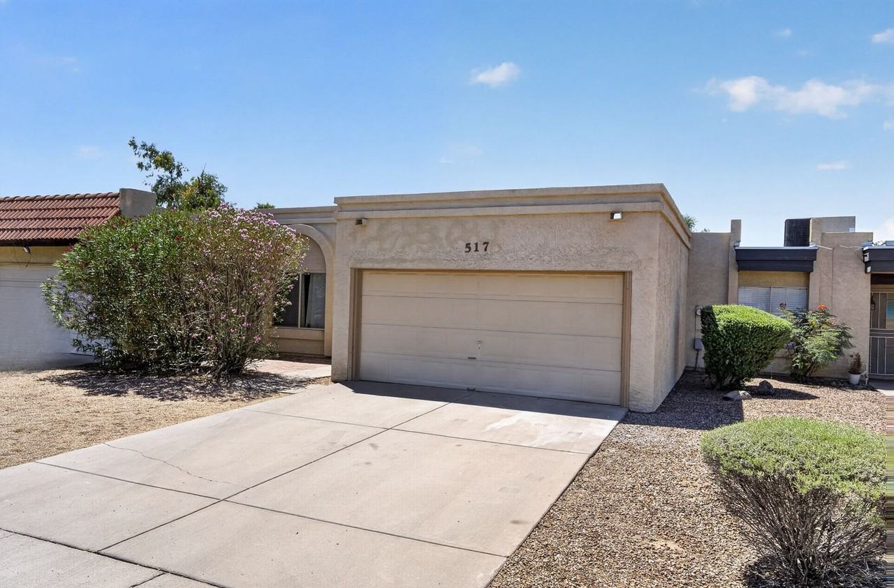 517 W Duke Dr