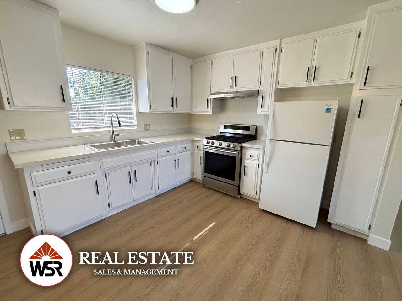 24340 Eucalyptus Ave - Photo 3 of 18