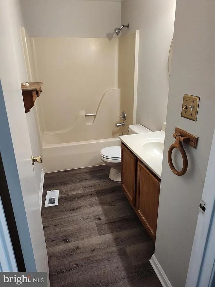 1424 1424 Saint Micheal Court - Photo 6 of 10