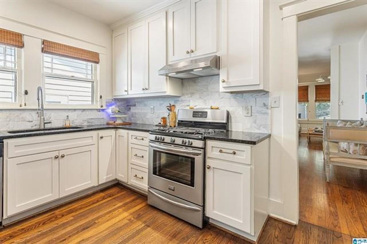 620 52nd St S - Photo 6 of 11