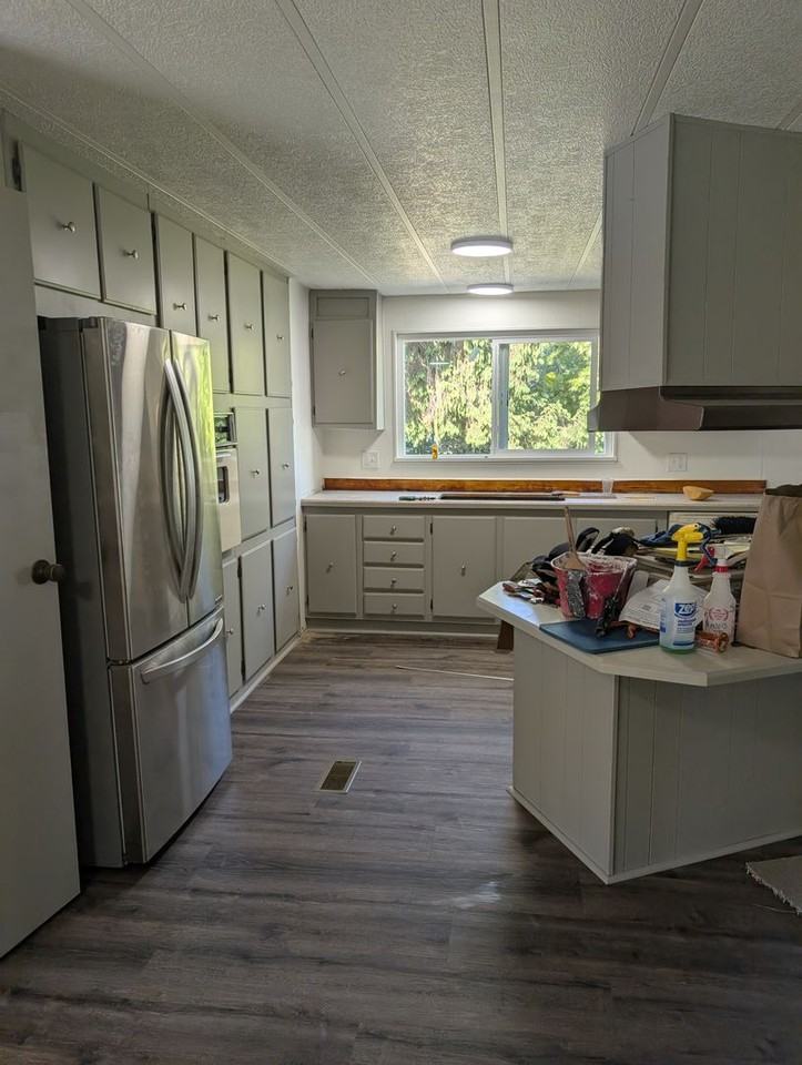 4234 Pickett Rd - Photo 5 of 15