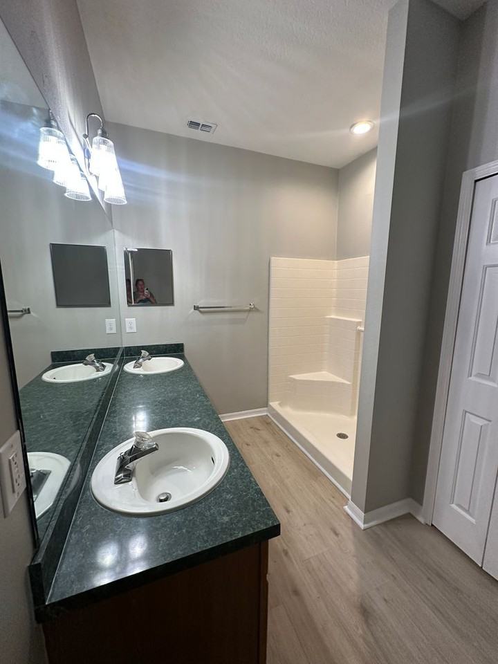 313 Heritage Estates Ln - Photo 5 of 11