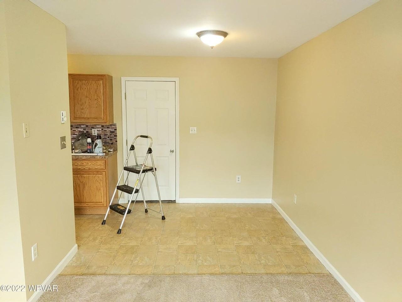 255 Underwood St - Photo 4 of 12