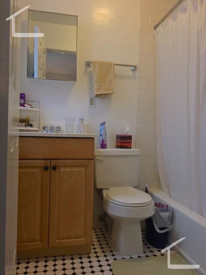 829 Beacon St - Photo 4 of 7