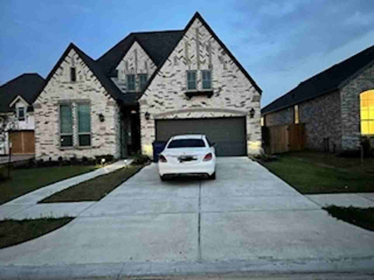9623 Wright Dr