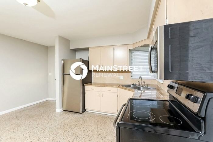 112 Highland Dr - Photo 5 of 16
