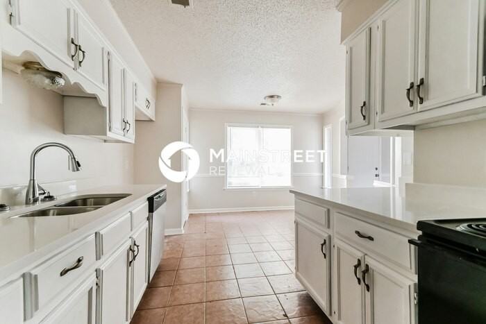 6757 River Birch Rd - Photo 5 of 15