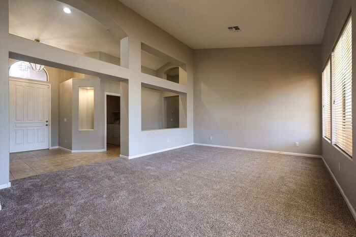 343 W Canary Way - Photo 5 of 45