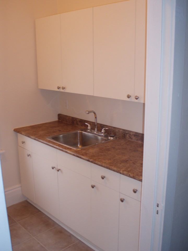 198 Main St S - Photo 2 of 5