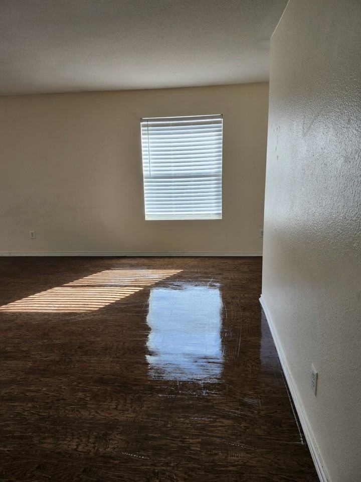 3414 Ironwood Fls #NA - Photo 3 of 20