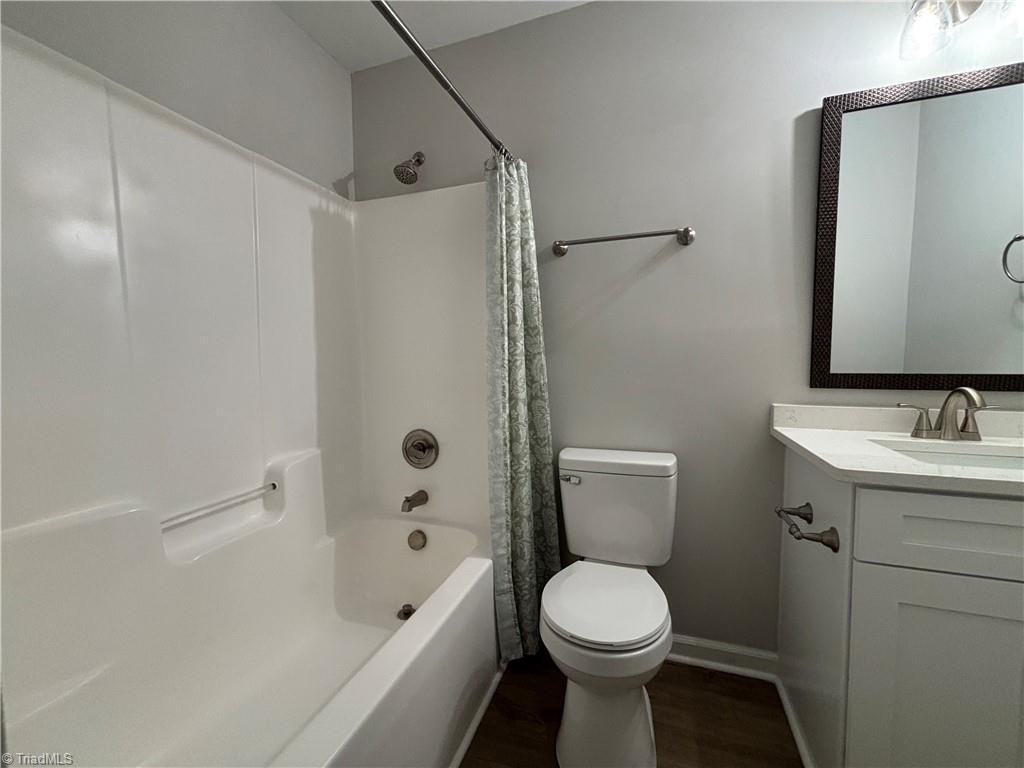 1404 Ardmore Dr #NA - Photo 5 of 11