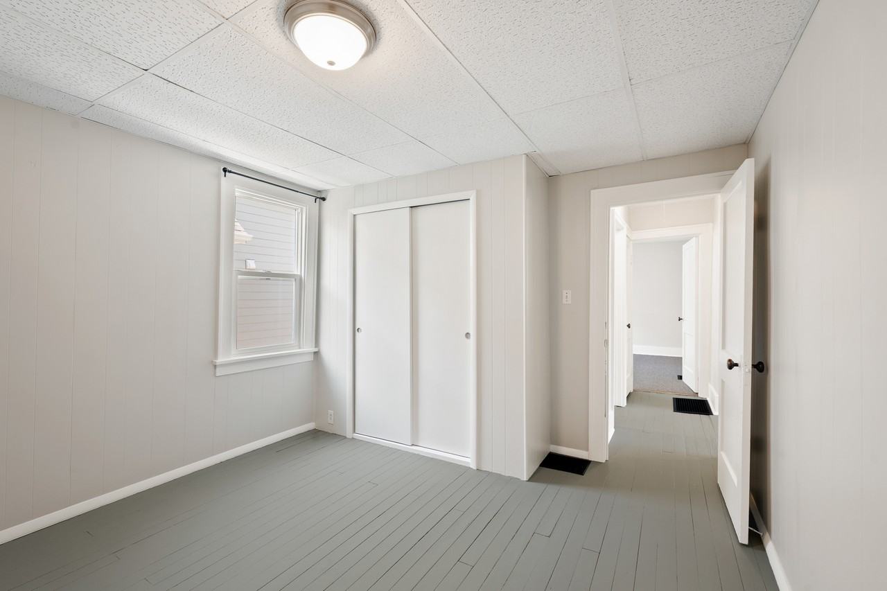 1112 Park Ave - Photo 3 of 24