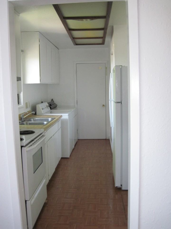 2750 Argyll Ave #A - Photo 6 of 15