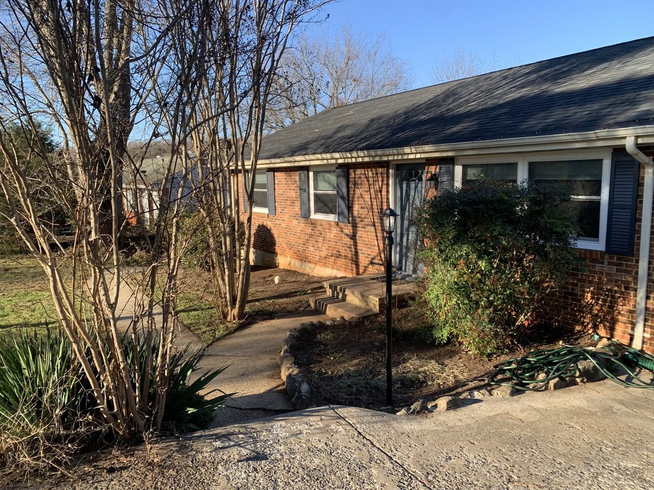 1216 Dandridge Dr #NA - Photo 2 of 36