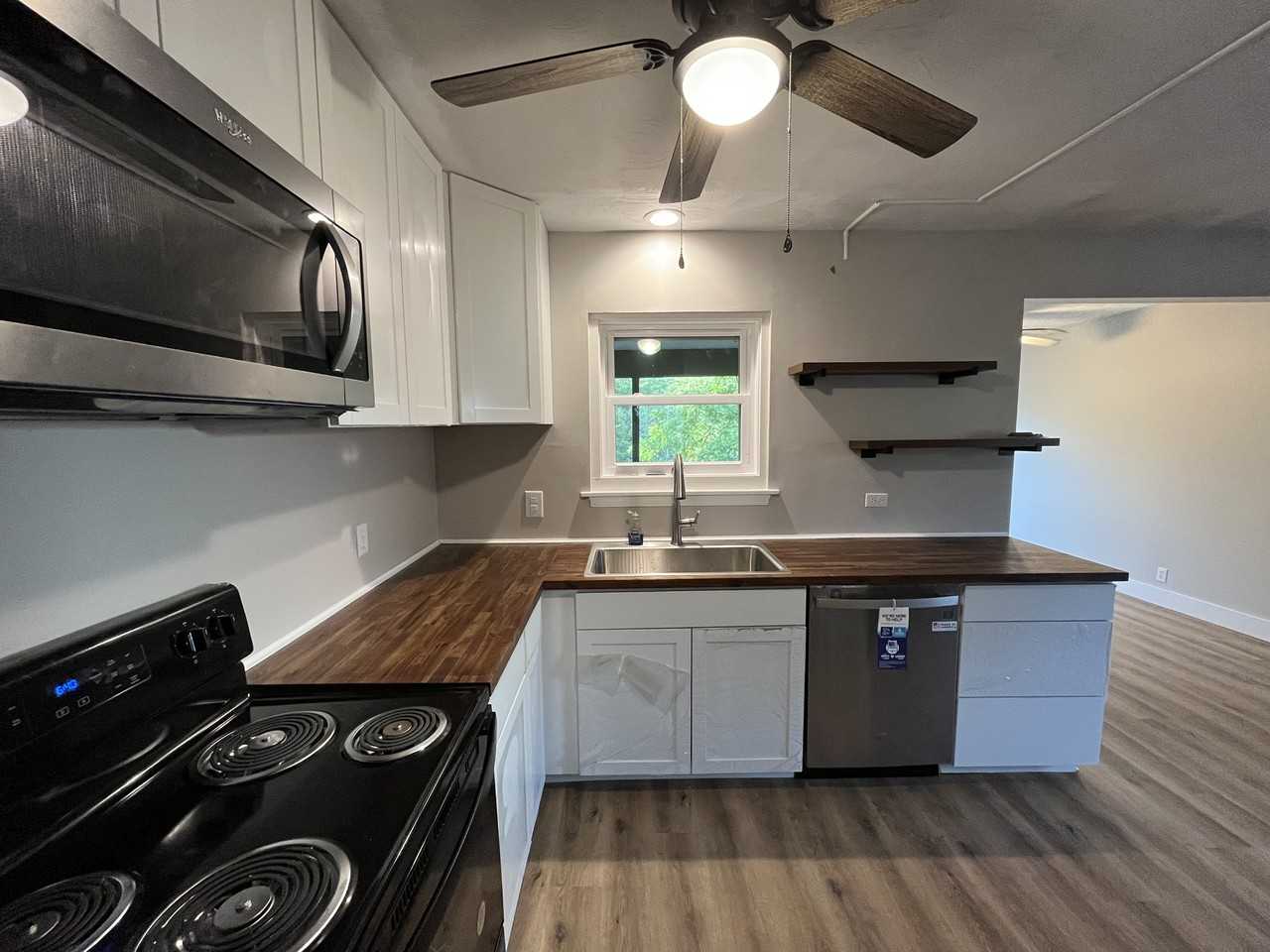 1216 Dandridge Dr #NA - Photo 6 of 36