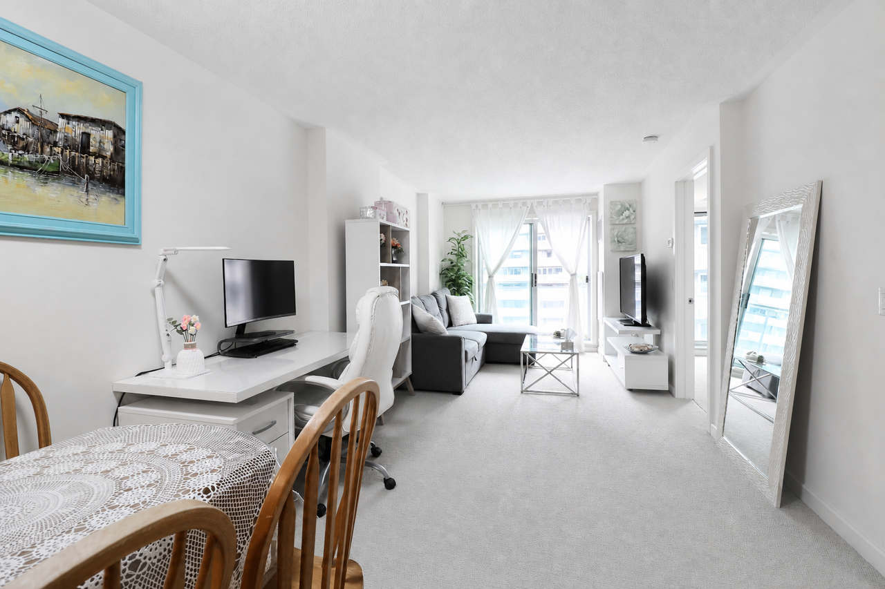 138 Somerset Street West #711 - Photo 3 of 15