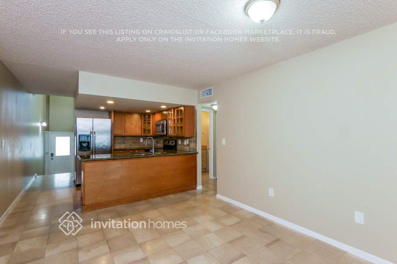 8662 Sw 154th Circle Pl #1A - Photo 5 of 19