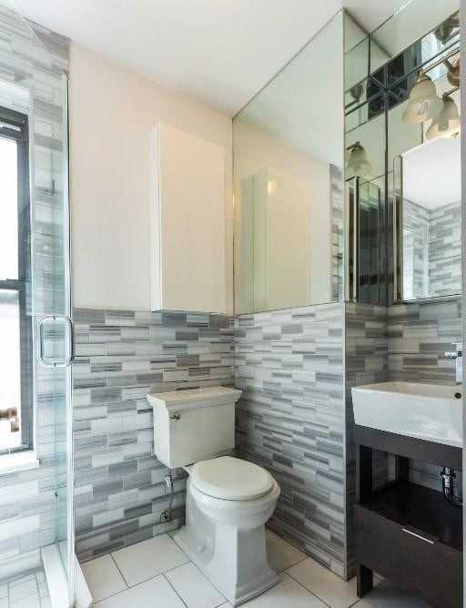1590 Lexington Ave #18 - Photo 5 of 6