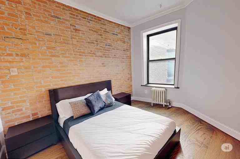 206 E 83rd St #5E - Photo 4 of 10