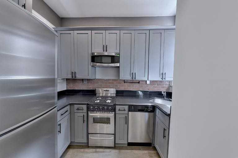 206 E 83rd St #5E - Photo 7 of 10