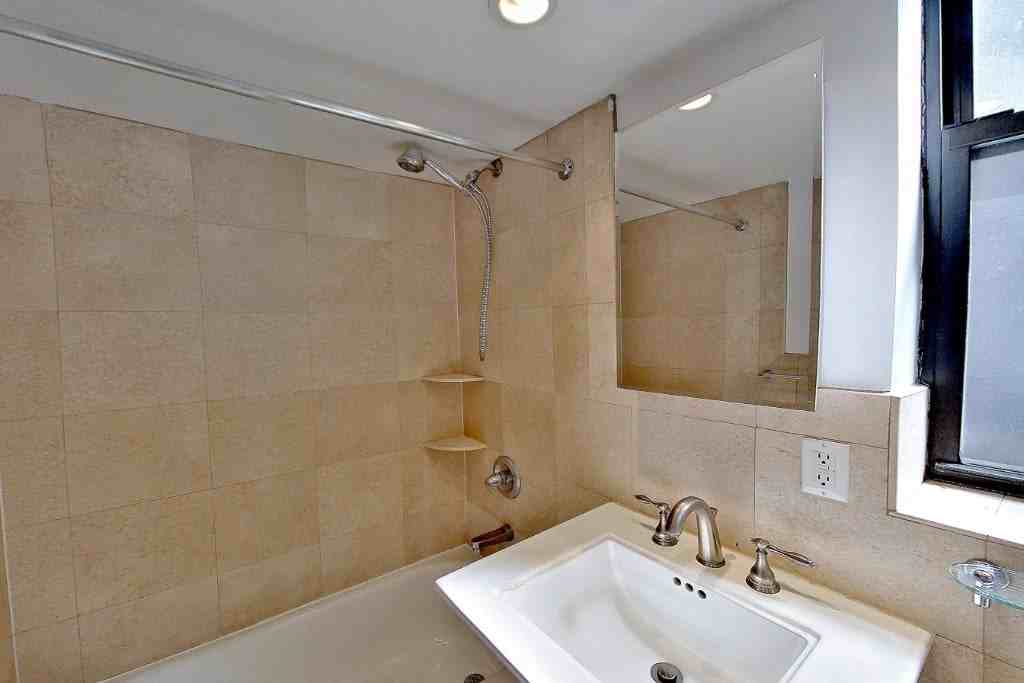 206 E 83rd St #3E - Photo 7 of 7