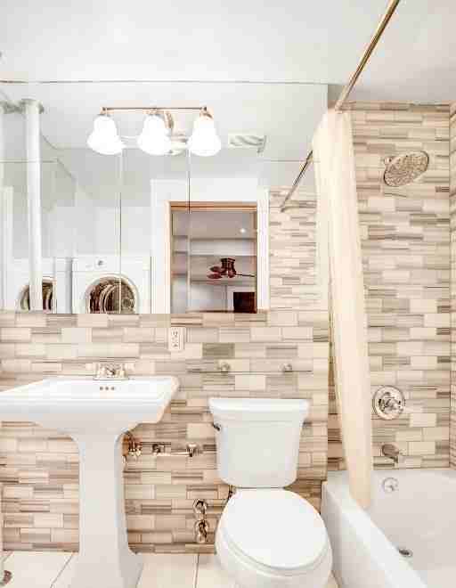 345 W 53rd St #3A - Photo 3 of 4