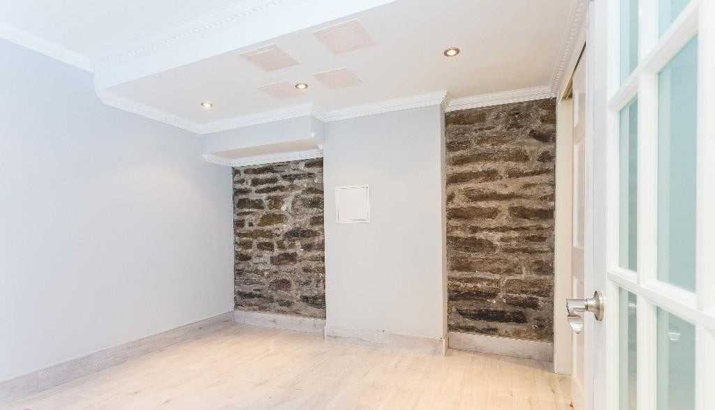 147 Avenue A #1R - Photo 3 of 8
