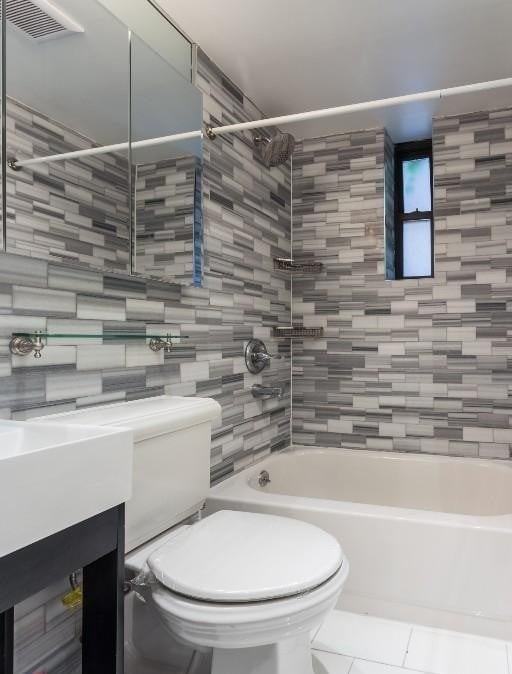 147 Avenue A #1R - Photo 6 of 8