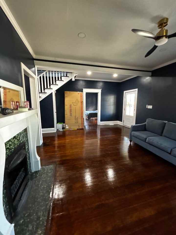 2009 N Main St - Photo 5 of 11