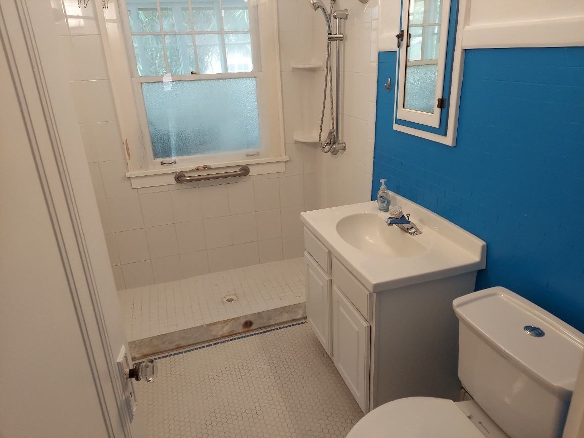 2135 Burlington Ave N #1 - Photo 7 of 14