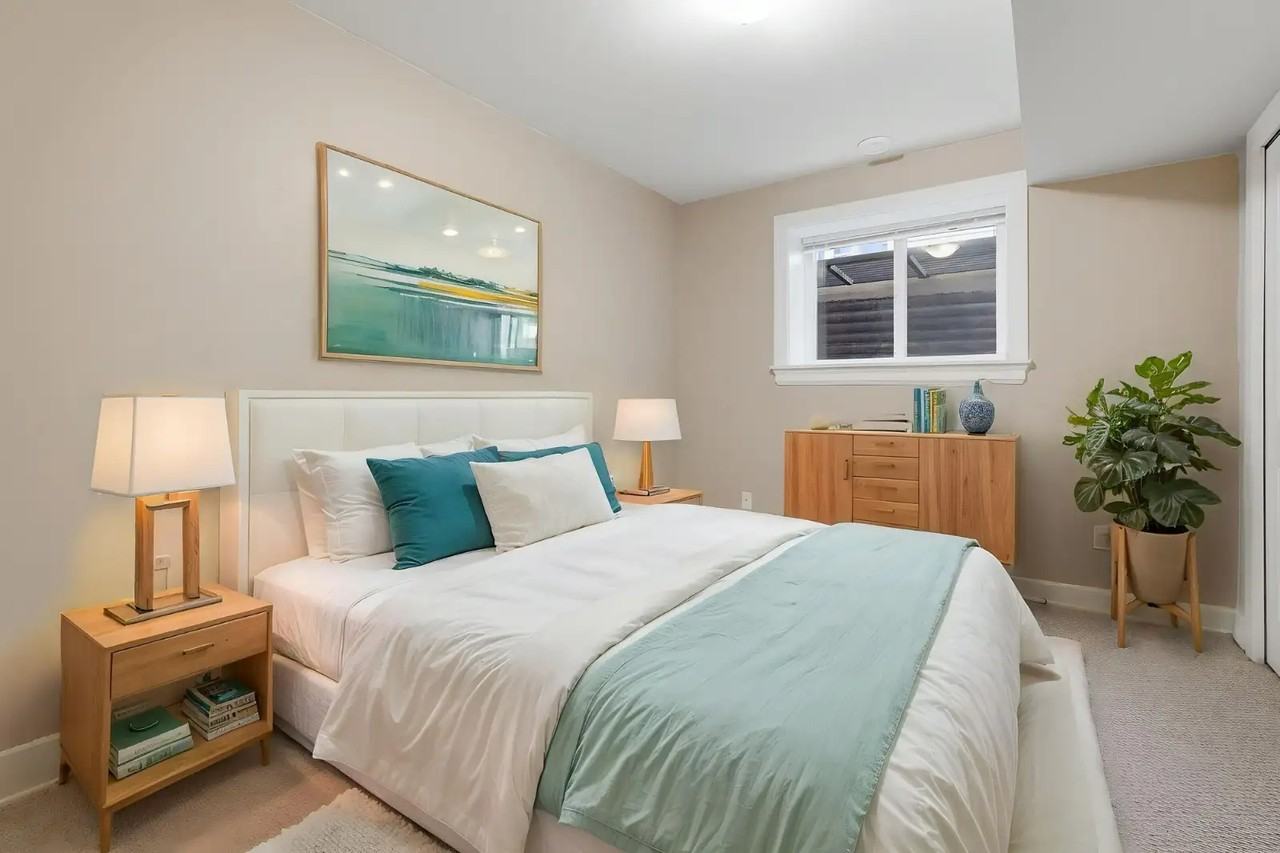 20347 98A Avenue - Photo 6 of 11