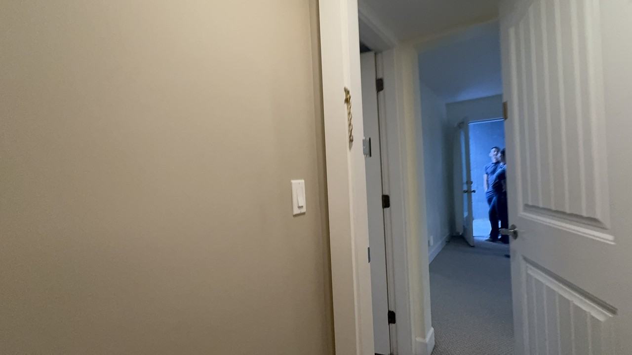 20347 98A Avenue - Photo 7 of 11