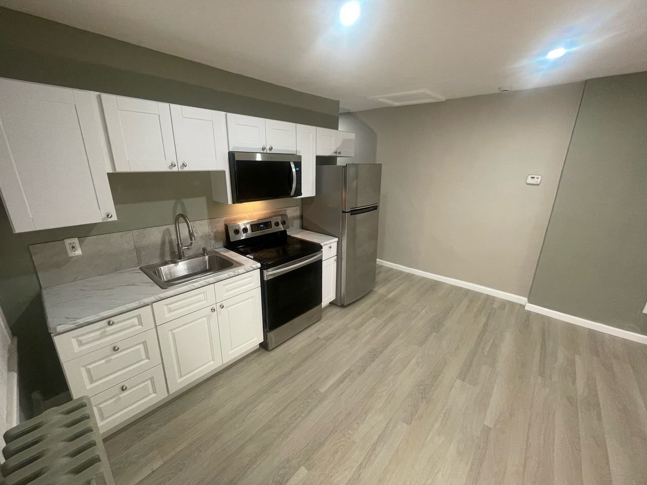 223 Raymond St #2 - Photo 4 of 12