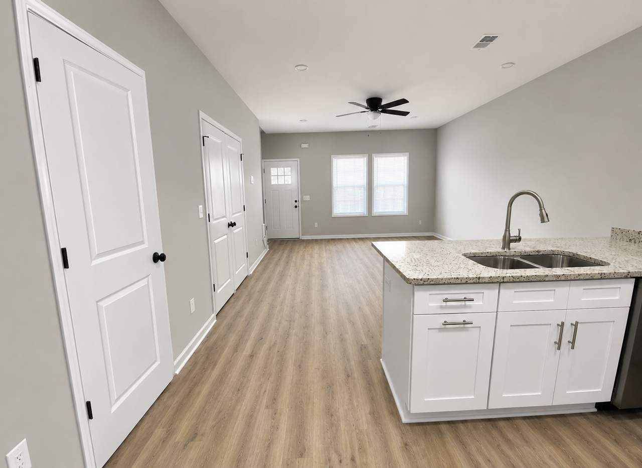 2513 Bratton St Unit B - Photo 5 of 21