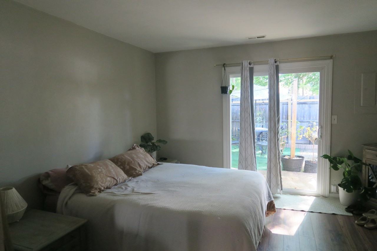 453 Peregrine St - Photo 5 of 28