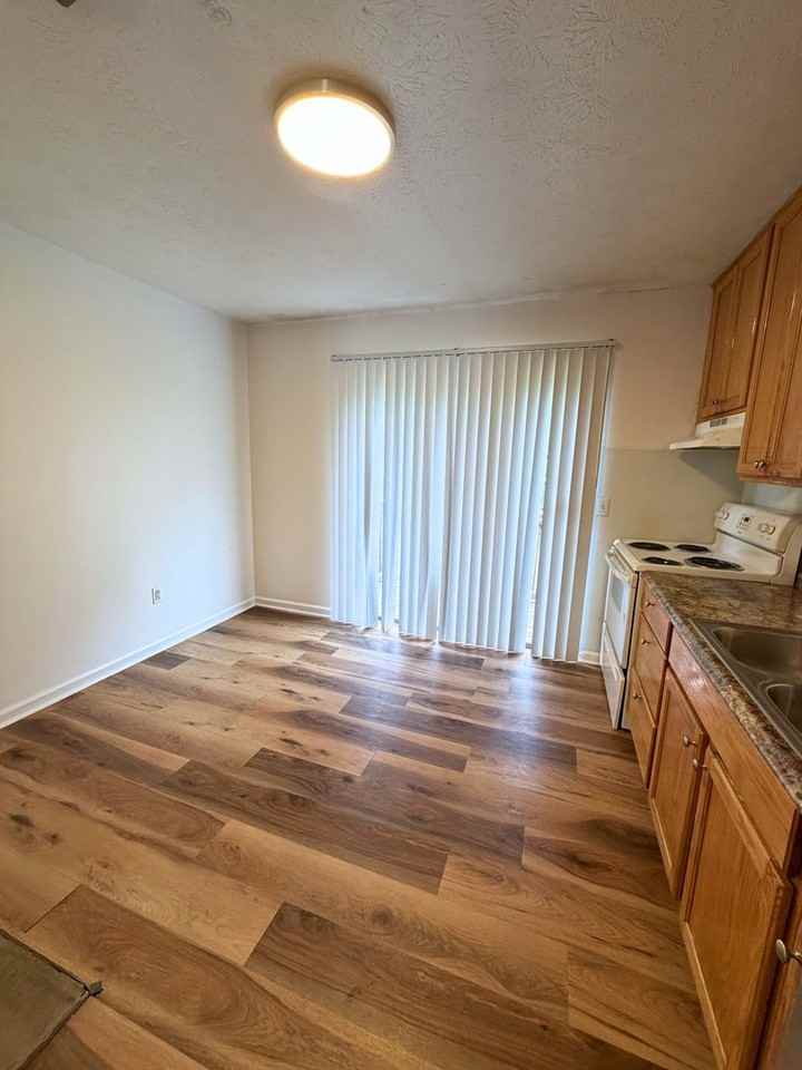 Randwood Court - Photo 4 of 17