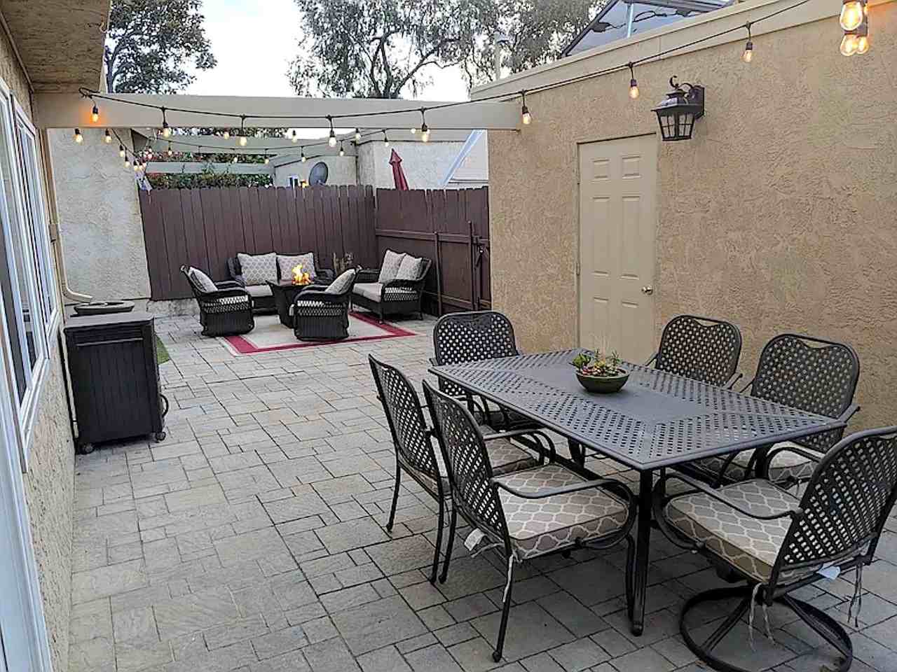 10619 Escobar Dr - Photo 6 of 33