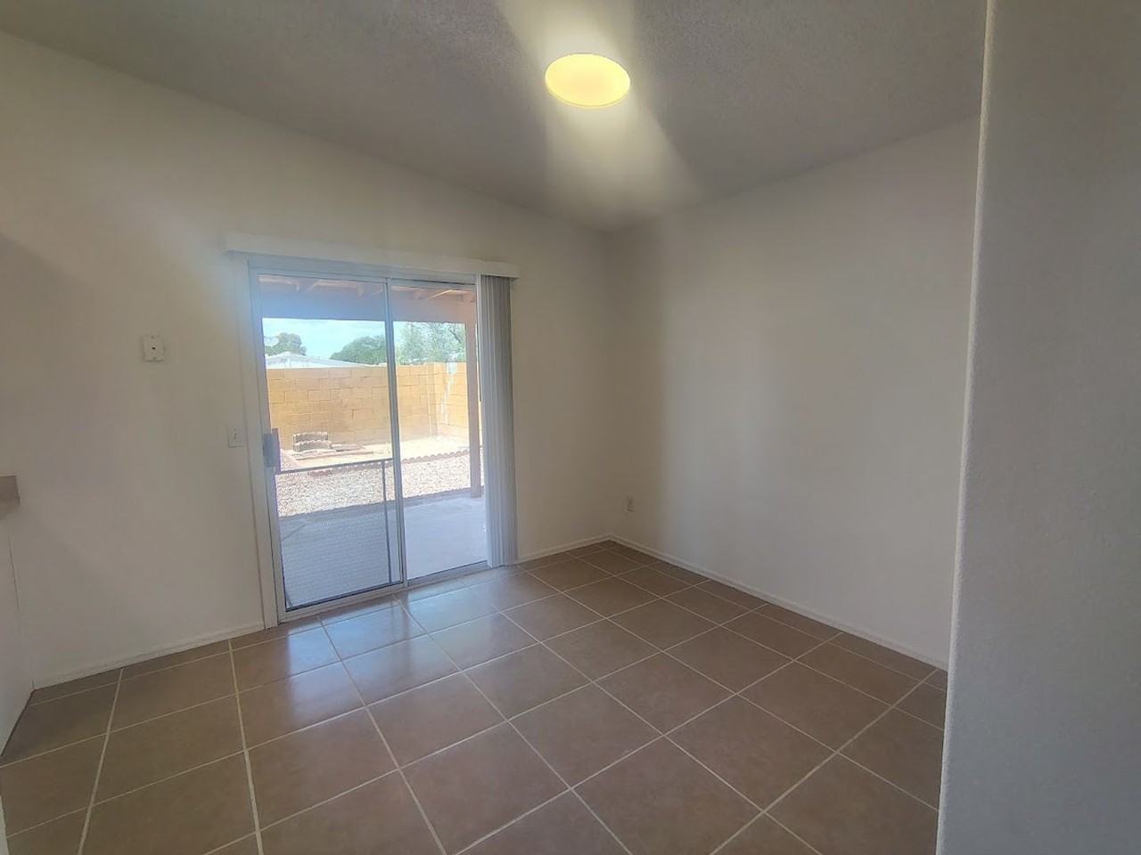 3530 W Ethan Crossing Ln - Photo 4 of 18