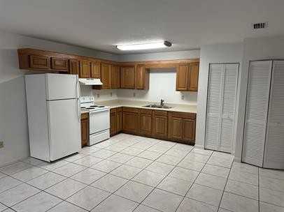 1550 N Delaware Ave #1550 - Photo 4 of 10
