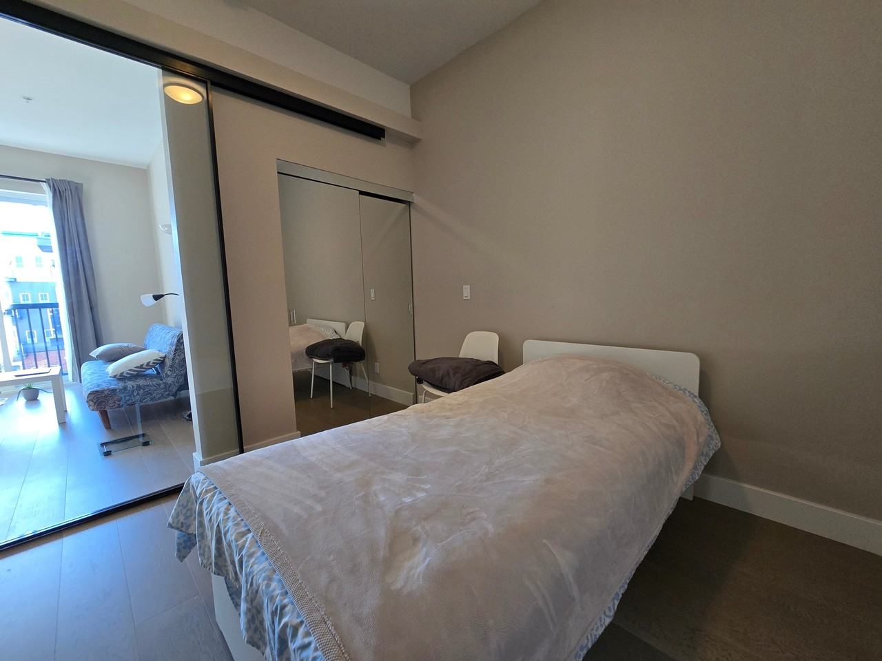 180 Kanata Avenue - Photo 5 of 15