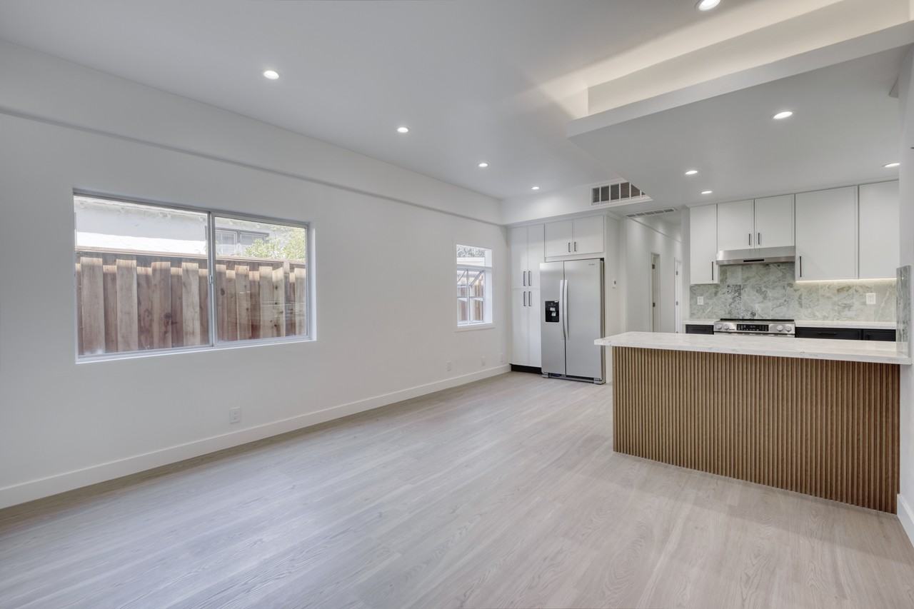 2091 Harvard Street - Photo 5 of 16