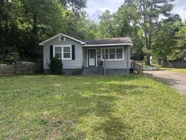 featured image of 2705 Lookout Ave #1