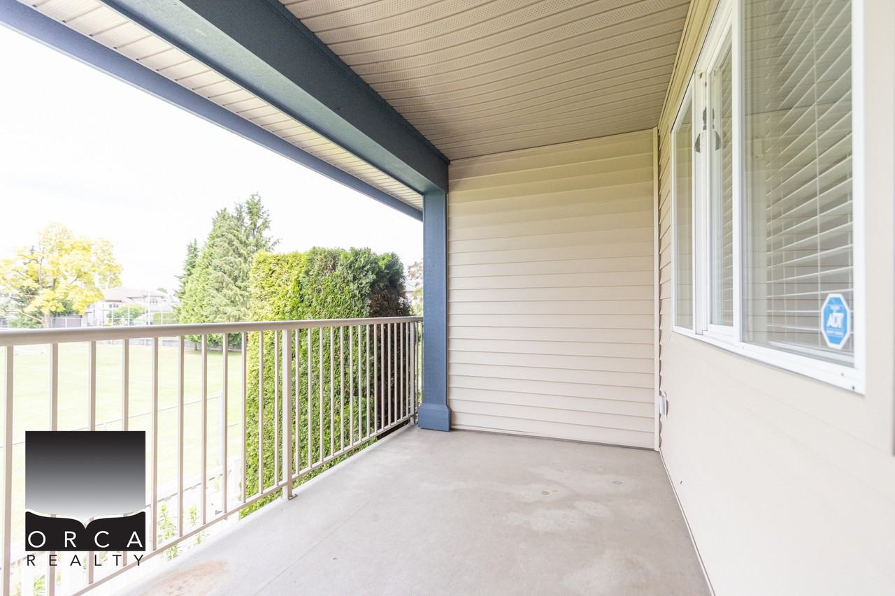 1268 Riverside Drive #20 - Photo 5 of 20