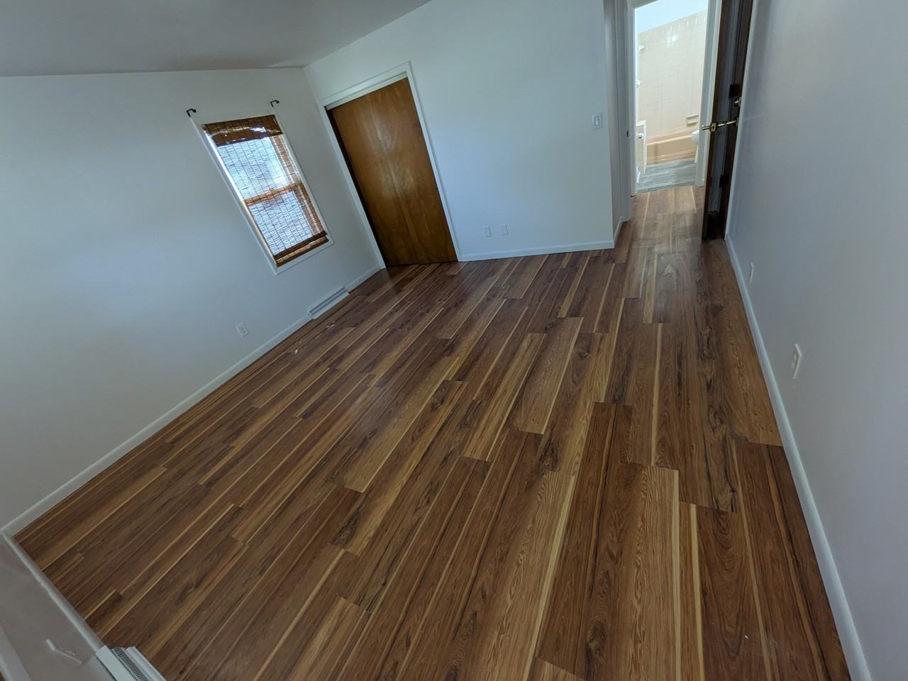 1038 West Maple Avenue South - Photo 5 of 11