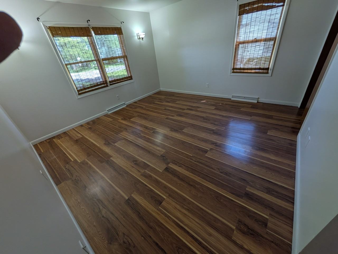 1038 West Maple Avenue South - Photo 4 of 11