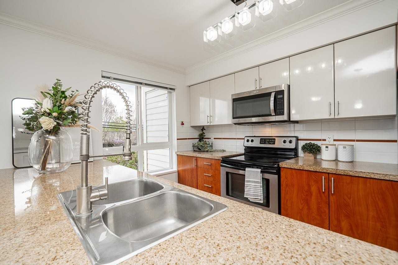 14960 102A Avenue #215 - Photo 7 of 20